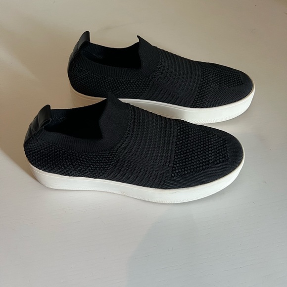 Steve Madden Beale Sneaker - Picture 4 of 5